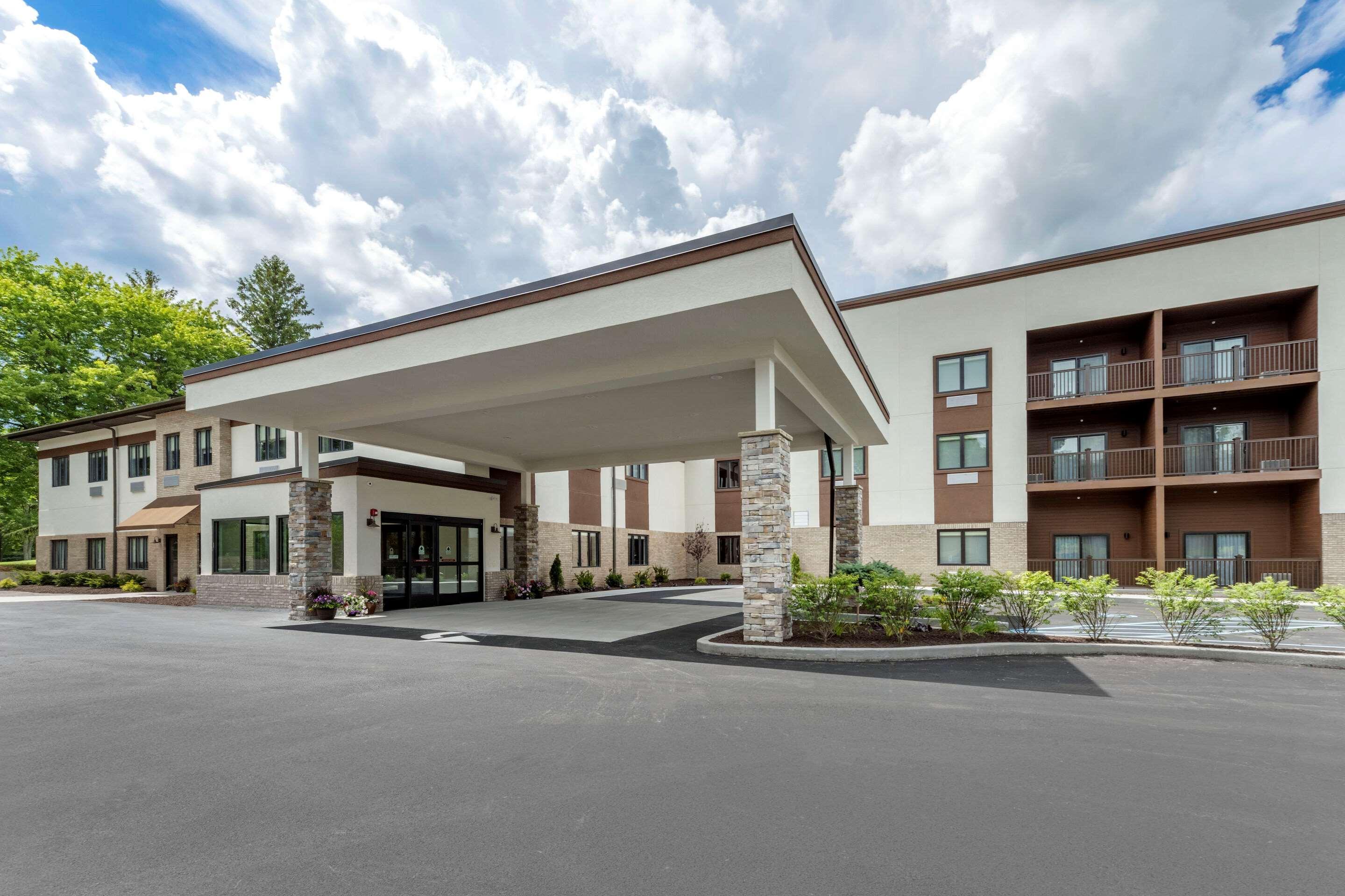 The Cranberry, Ascend Hotel Collection Morgantown Extérieur photo
