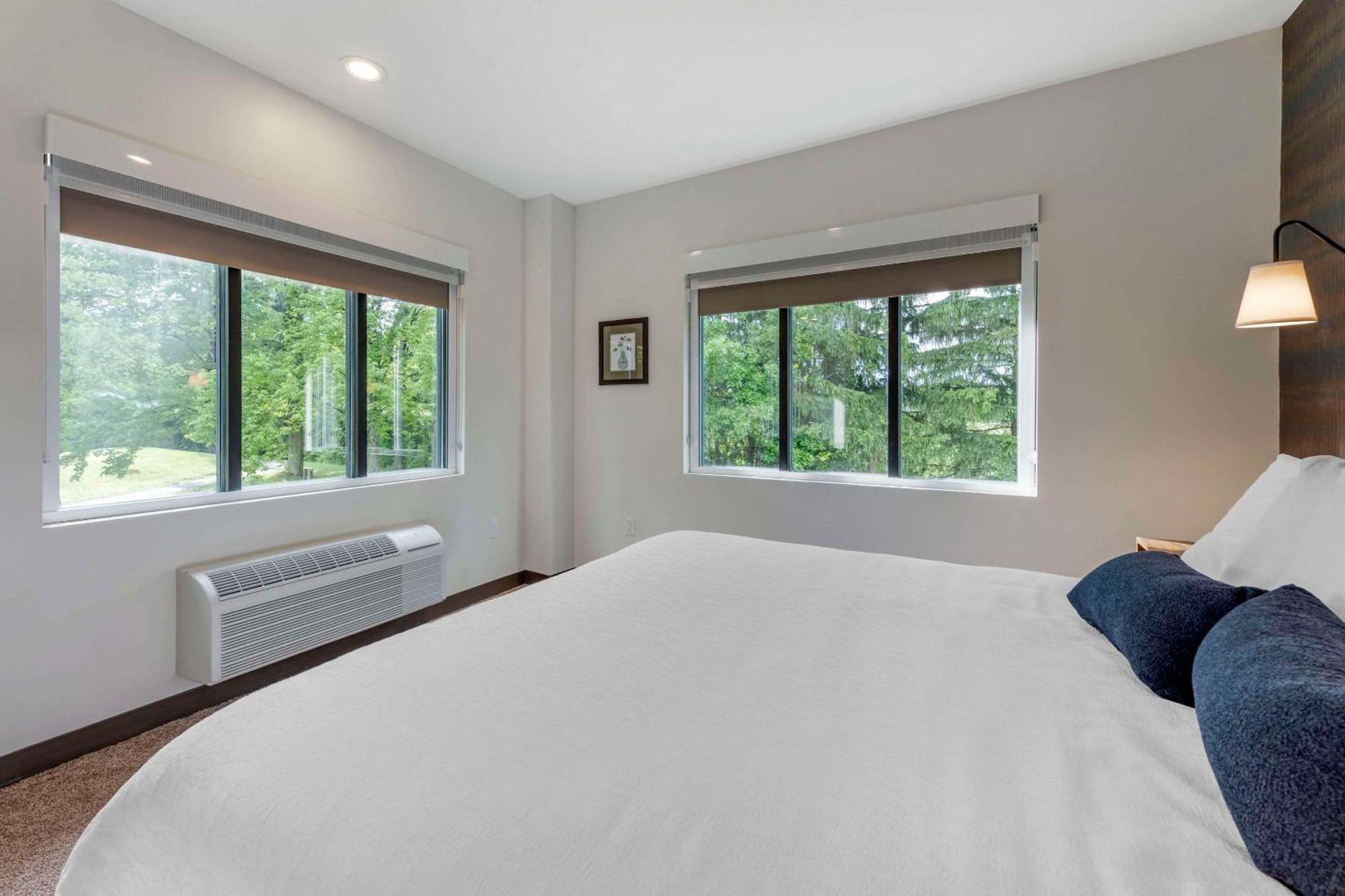 The Cranberry, Ascend Hotel Collection Morgantown Extérieur photo