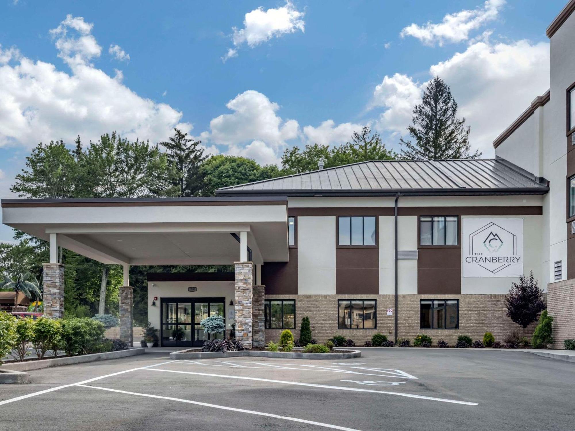 The Cranberry, Ascend Hotel Collection Morgantown Extérieur photo
