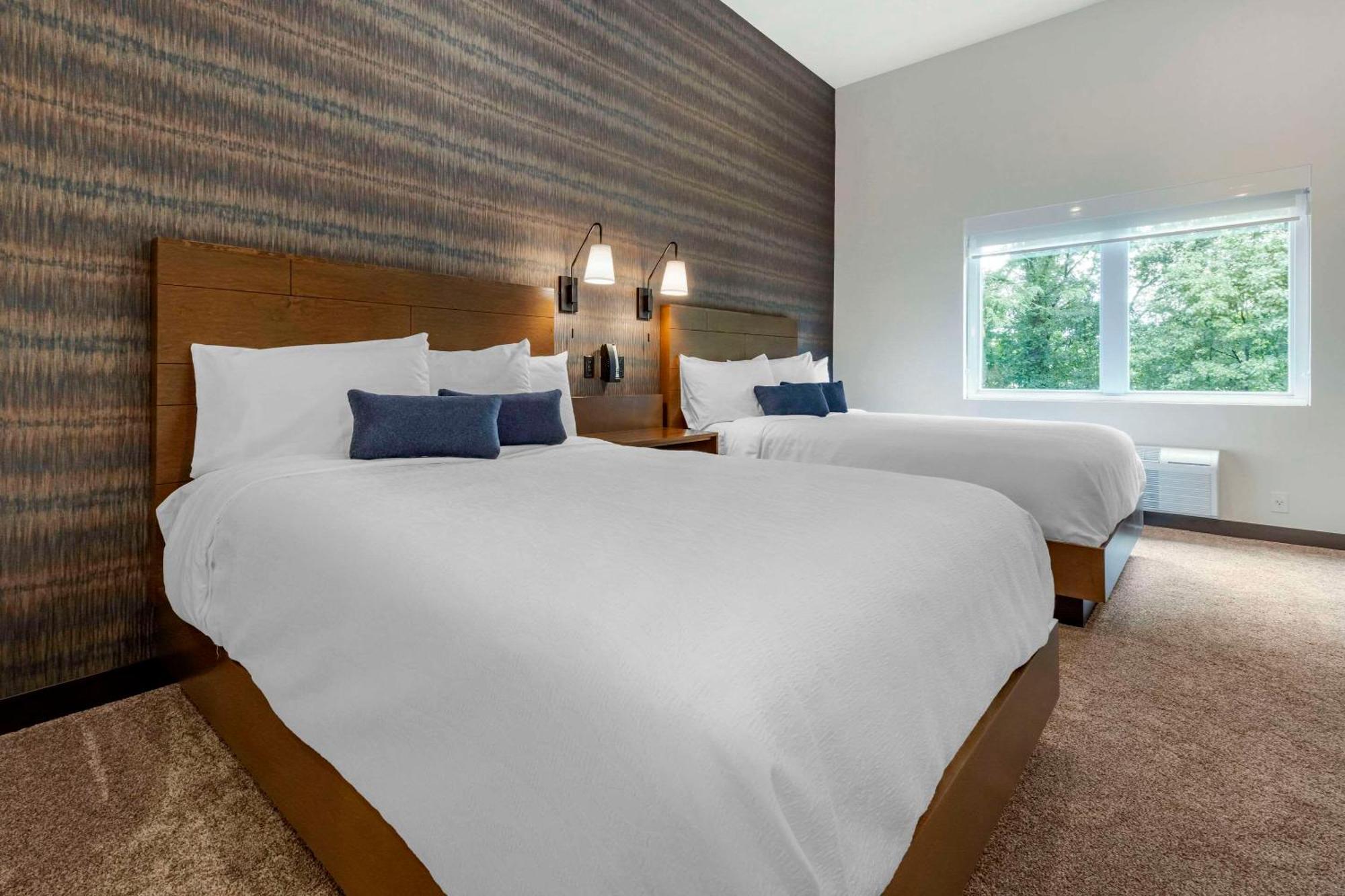 The Cranberry, Ascend Hotel Collection Morgantown Extérieur photo