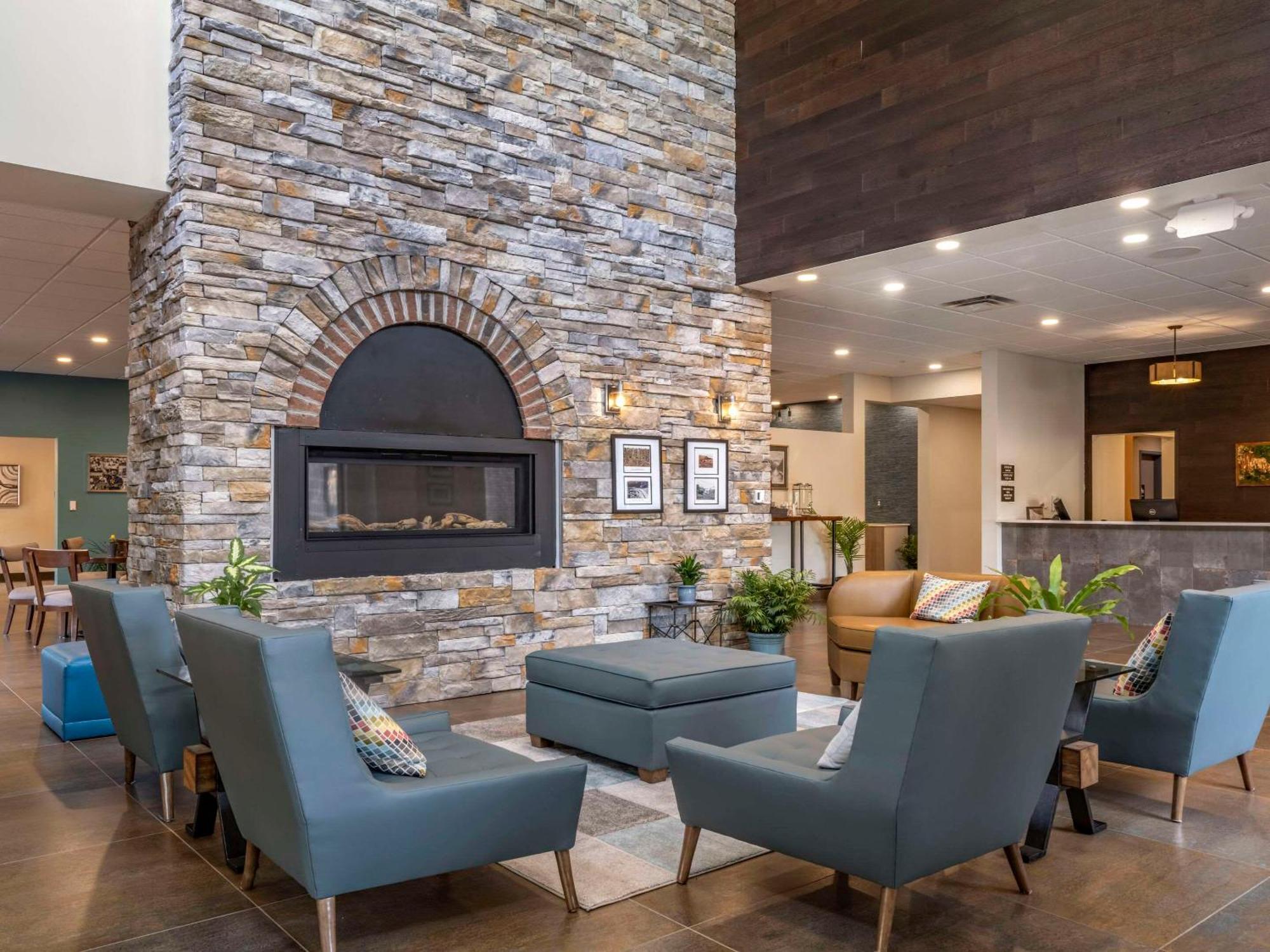 The Cranberry, Ascend Hotel Collection Morgantown Extérieur photo